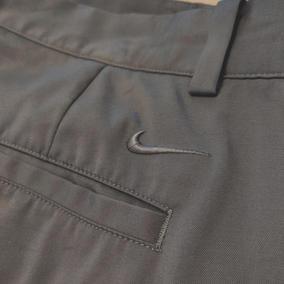 Two Nike Tour Performance Golf Pants Mens Size 36 x 32 Gray Stretch Chino 639779 - Picture 3 of 14